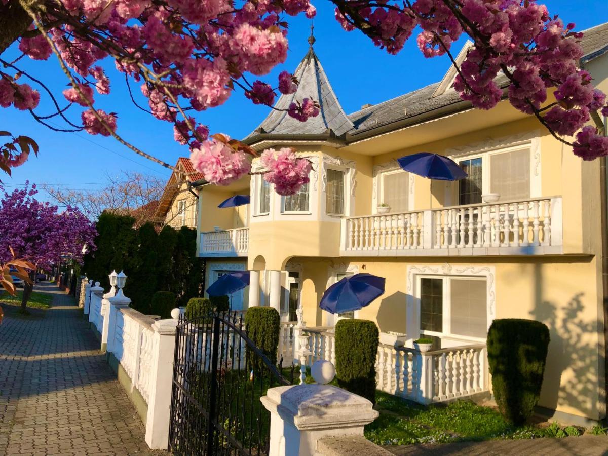 Villa Aura Hévíz 外观 照片